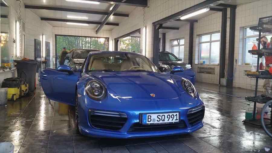 Porsche 911 Turbo Cabrio po myciu